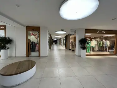 Slovanský dům Shopping gallery